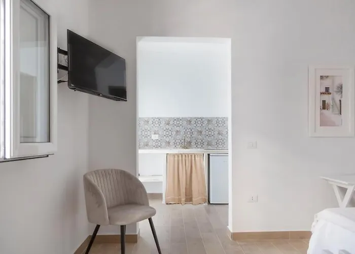 Lovin Puglia Vacation 4* Bari